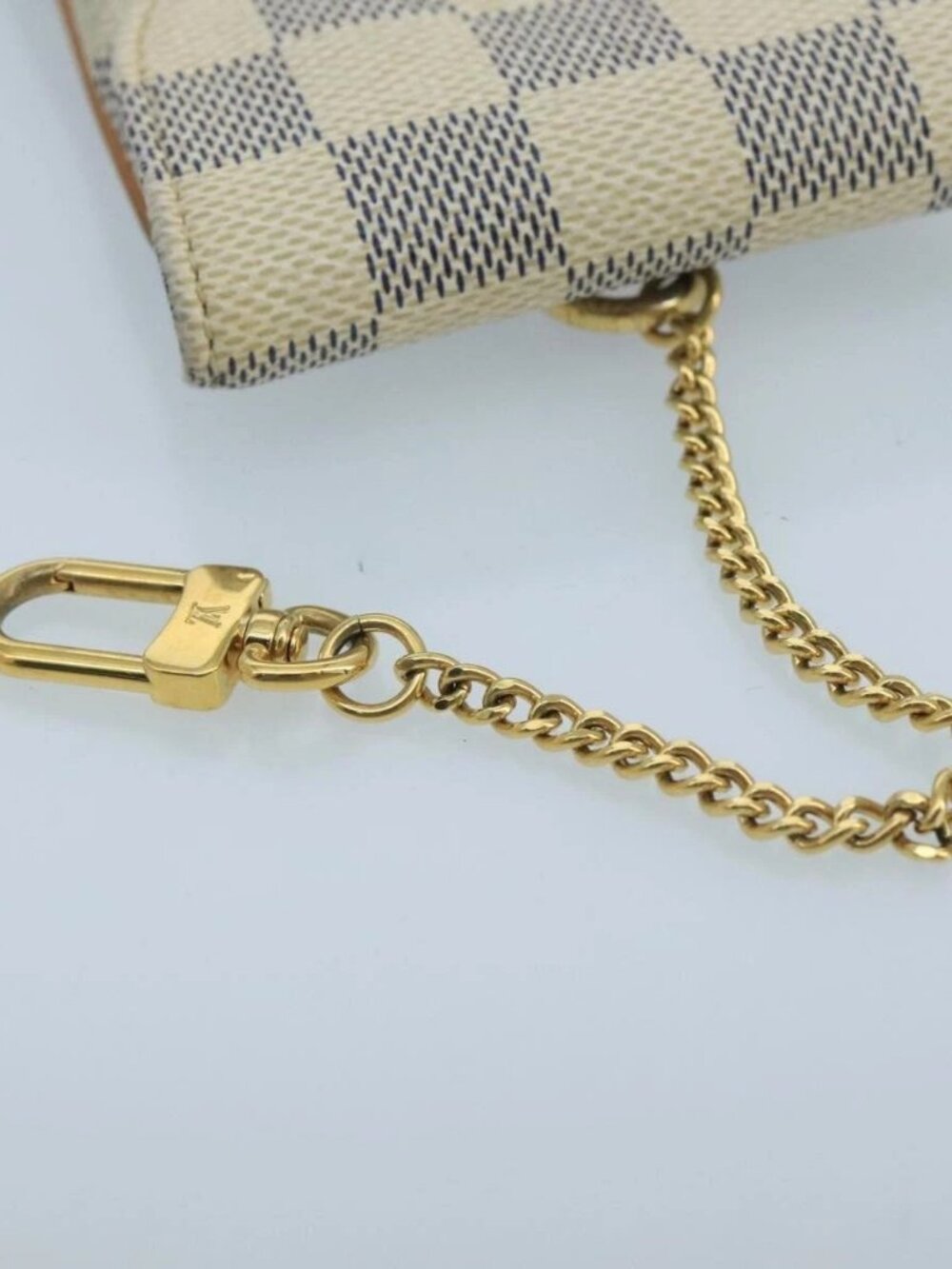 LOUIS VUITTON Damier Azur Etui Telephonne MM Cell Phone Case - Picture 8 of 16